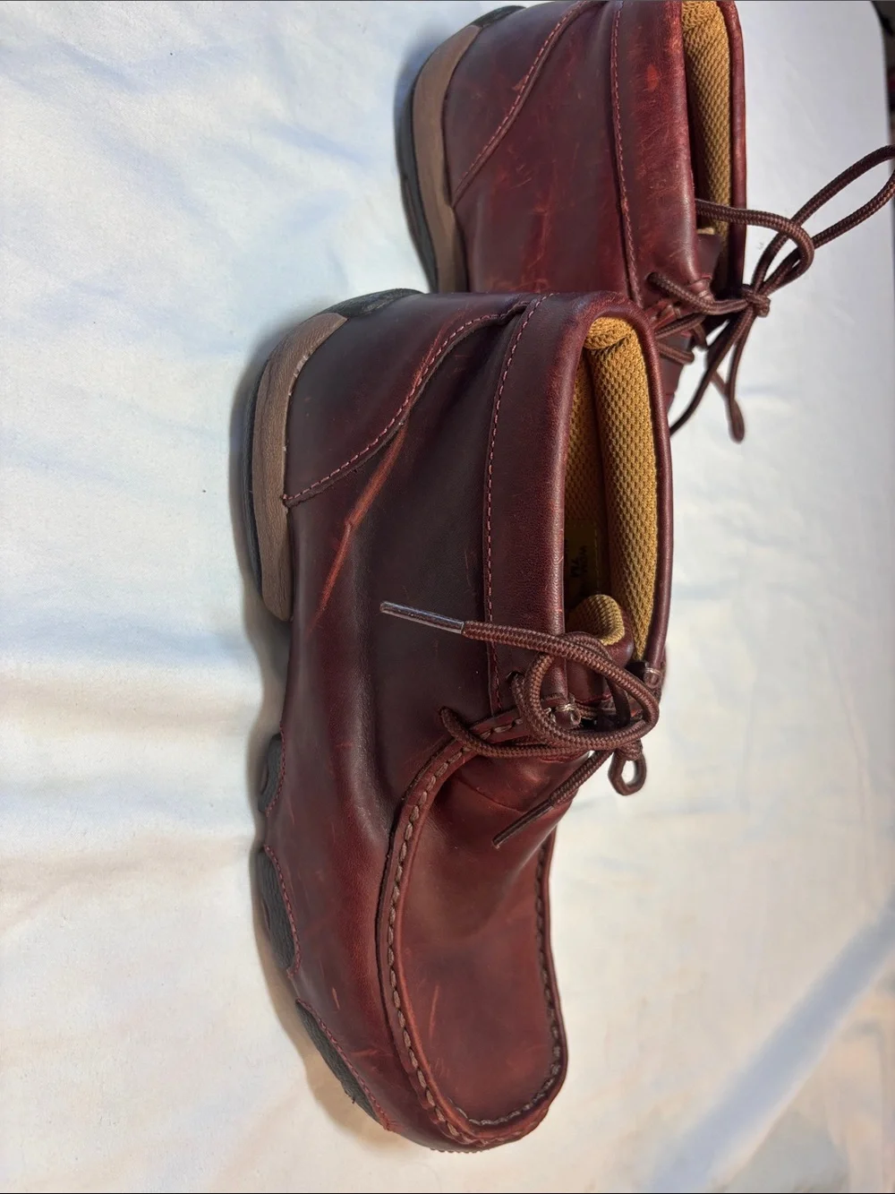 Twisted X Men’s Chukka Driving Mocs, Burgundy Leather finish, size 7.